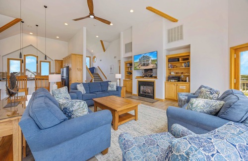 Hatteras Casa | SUMMER SAVINGS- Oceanfront Dog Friendly w/ Pool, Hot Tub, Elevator, Beach Access