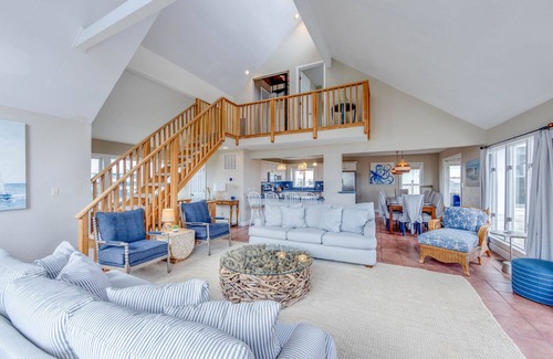 Waves Casa | SUMMER SAVINGS - Oceanfront Dog Friendly w/ Pool, Hot Tub, Game Room, Cargo Lift