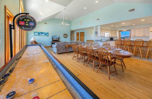 Salvo Casa | SUMMER SAVINGS - Oceanside Dog Friendly Salvo Home w/ Pool, Elevator, & Hot Tub