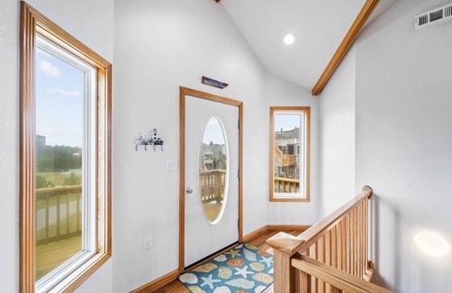 Waves Casa | SUMMER SAVINGS- Oceanview Dog Friendly w/ Saltwater Pool, Hot Tub, and Game Room