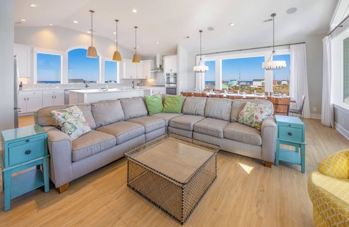 Hatteras Casa | ¡Nuevo 2020- Estilo de lujo frente al mar! Piscina, jacuzzi, teatro y sala de juegos, se admiten perros