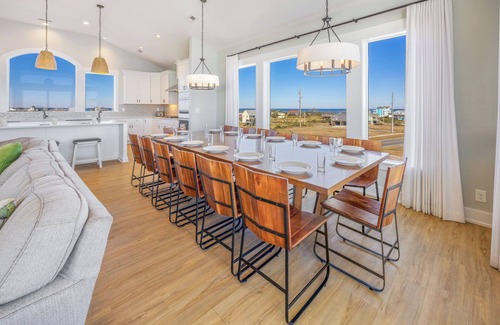 Hatteras Casa | ¡Nuevo 2020- Estilo de lujo frente al mar! Piscina, jacuzzi, teatro y sala de juegos, se admiten perros