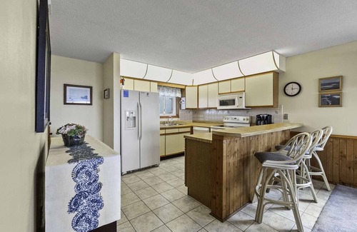 Rodanthe Condominio | SUMMER SAVINGS - Semi-Oceanfront Condo w/ Private Balcony, Resort Pool, Elevator