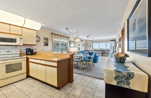 Rodanthe Condominio | SUMMER SAVINGS - Semi-Oceanfront Condo w/ Private Balcony, Resort Pool, Elevator