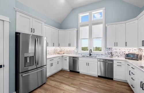 Ocean Isle Estates Casa | SUMMER SAVINGS - Semi-Oceanfront Dog Friendly w/ Pool, Hot Tub, Beach Nearby
