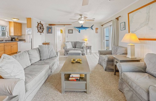 Brigands' Bay Casa | SUMMER SAVINGS - Soundfront Home in Frisco with Hot Tub and Private Dock