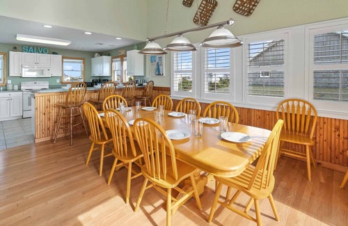 Wind Over Waves Casa | Nonstop Soundfront Fun-Elevator, piscina, hot tubs, GameRm, Cmty BoatRamp, paseo mar��timo