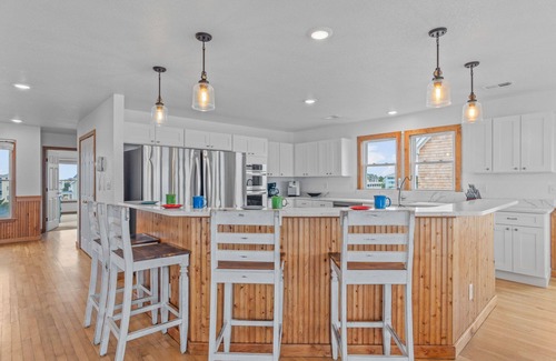 Wind Over Waves Casa | Extraordinario Soundfront Home-Pool, Bañera de hidromasaje, DogFriendly, GameRm, Cmty Boat Ramp