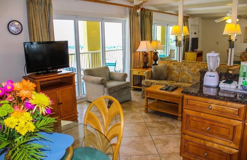 St. Pete Beach Complejo | Summer St. Pete Beach Resort Getaway