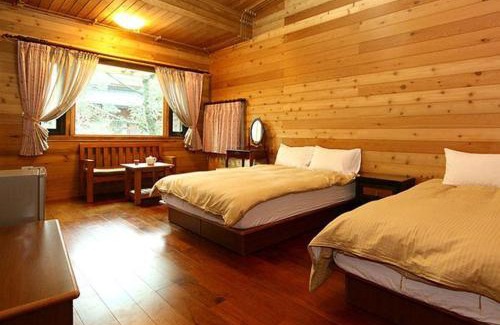 Guangfu Casa | Summer Trail B&B , Hall 2