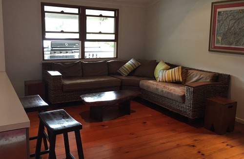 Somerset Dam Casa | 'Summer Villa' at Somerset Dam