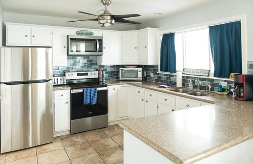 Galveston Casa | Viento de verano, frente a la playa con vistas increíbles! ¡5 millas del malecón de Galveston!