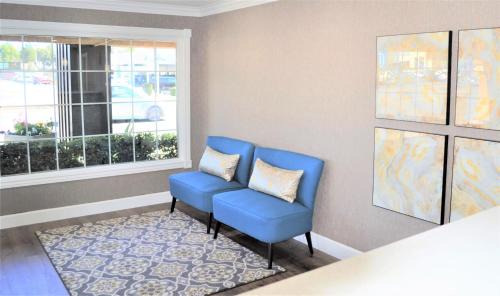 Raisin Hotel | Summerfield Inn Fresno Yosemite