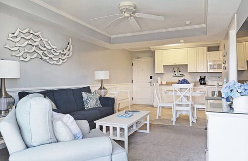 North Litchfield Beach Condominio | Summerhouse Condo at Litchfield by the Sea, Pool Plaza, Resort Beach Access