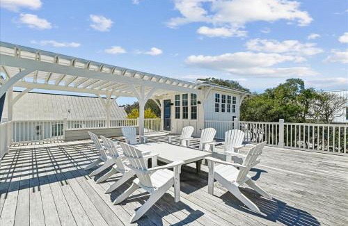 Seagrove Beach Casa | Summersalt by 30A Escapes