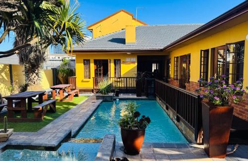 Pollok Beach Cama Y Desayuno | Summerstrand Beach Guest House