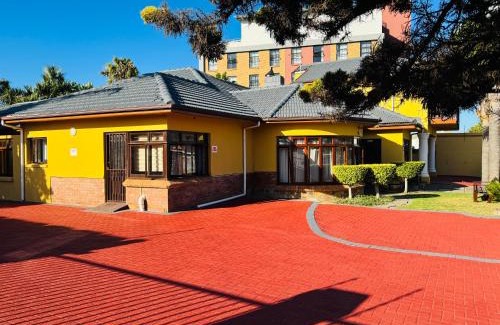 Pollok Beach Cama Y Desayuno | Summerstrand Beach Guest House