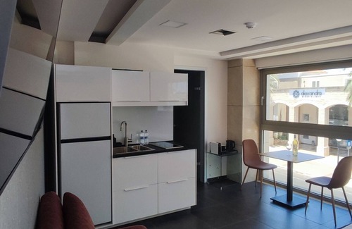 Agia Marina Apartamento | Summertime Signature Suites