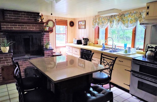 Chester Casa | Summerville Getaway (Casa Histórica Oficial)