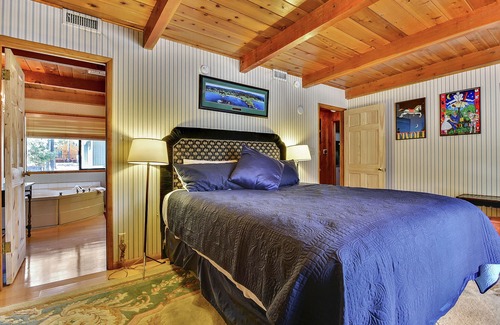 Summit Estates Casa | Summit Escape Lodge - 4BR / 3BA / Bañera de hidromasaje / WiFi / Caminar a las pistas / GRATIS 2 HR Alquiler de bicicletas