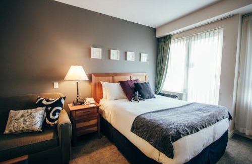Village North Hotel | Summit Lodge Boutique Hotel by Paradox