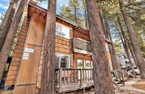 Summit Estates Casa | Summit Ski Condo Big Bear~ Walk to Lifts!