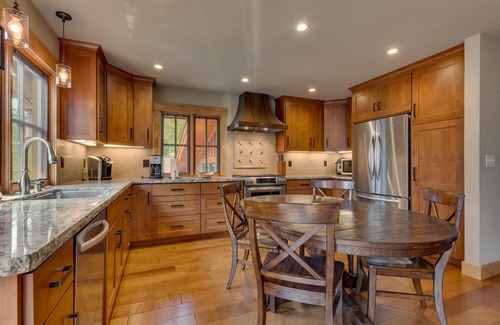 Olympic Valley Casa | Summit Solitude at Palisade Tahoe - Charming 5BR+ w/ Foosball & Shuffleboard Table & Pet Friendly