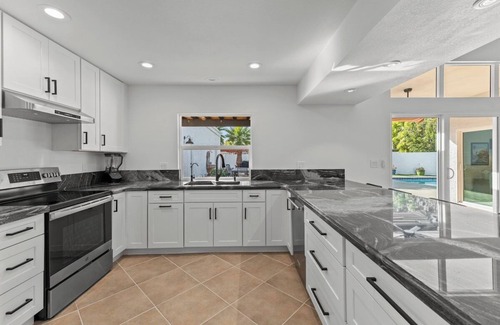Mesa Casa | Sumptuous 4BR house w/Private Heated Pool