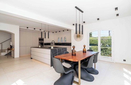 Riou - Petit Juas - Av de Grasse Apartamento | Sumptuous villa - AC- 6BR- 12P- Cannes