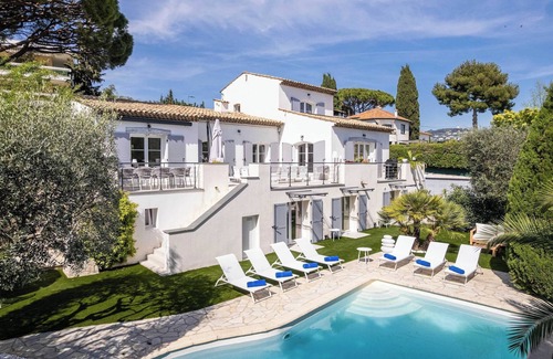 Riou - Petit Juas - Av de Grasse Apartamento | Sumptuous villa - AC- 6BR- 12P- Cannes