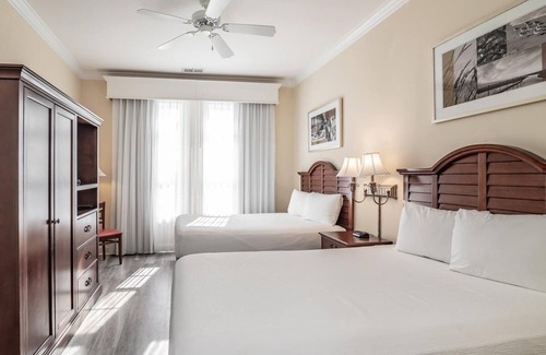 Pawleys Island Hotel | Sun and Fun 1 Bedroom Resort View Suite Sleeps 4