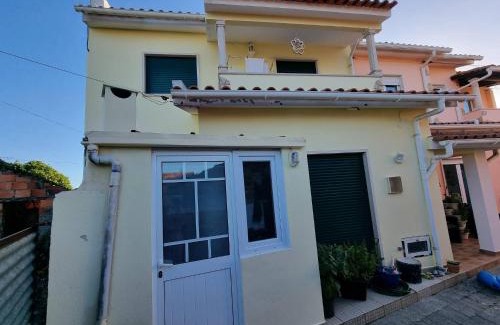 Povoa Casa | Sun And Ocean House with 2 bathrooms