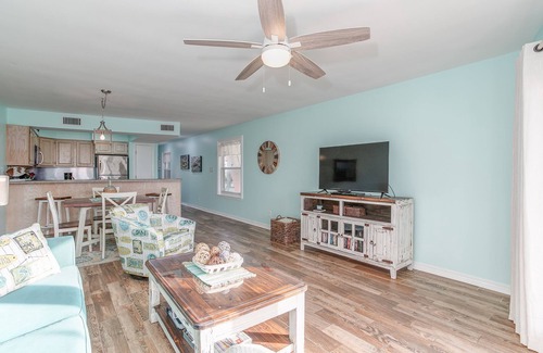 Gulf Shores Casa | ¿Quiero escapar? Oferta especial de verano y otoño: quédese 4 noches y obtenga la quinta gratis