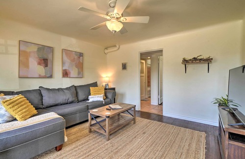 Santa Paula Apartamento | Sun-Dappled Santa Paula Abode, 16 Mi to Beach