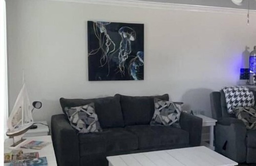 Upper Grand Lagoon Casa | Sun Diver is charming, close to marinas, and water sports on East end of PCB, FL