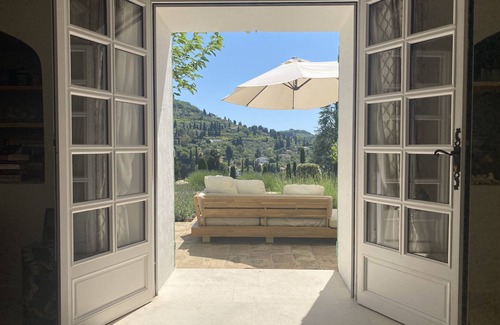 Grasse Villa | SOL VILLA DE LUJO EN LA CÔTE D'AZUR con piscina, bar, área de barbacoa, aire acondicionado y gimnasio