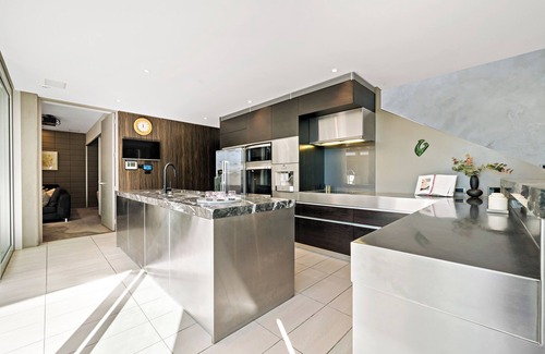 Parnell Casa | Sun Drenched Natural Oasis right in Central Auckland