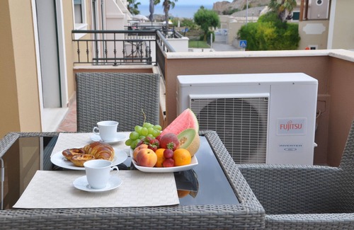 Burgau Apartamento | APARTAMENTO LUMINOSO Y CÓMODO EN BURGAU