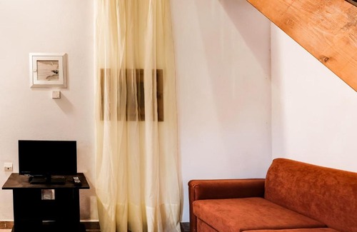 Askos Apartamento | Sun kissed Apartment in Volimes near the sea near Blue Caves