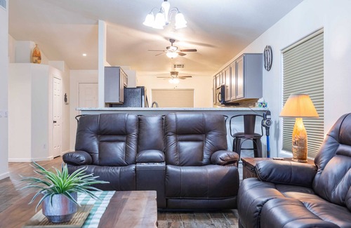 Springer Ranch Casa | Sun-Kissed Gem, Pool Heater, Golf Green, AZ Room
