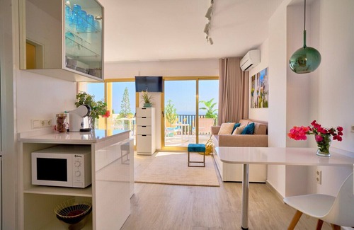 Costa del Sol Occidental Apartamento | Sun-lovers paradise, all day sun and views.