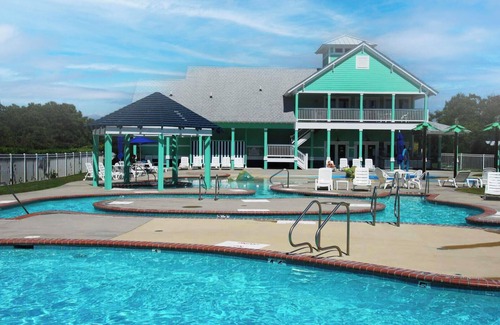 Bermuda Bay Casa | Sun N Sand 3 Bedroom Home at Devonshire Place