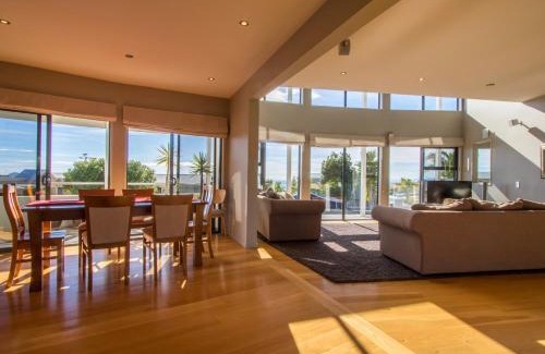 Kaiteriteri Casa | Sun, Sea, Sensational - Kaiteriteri Holiday Home