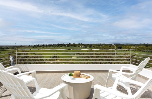 Santa Luzia Chalet De Esquí | Sol y Serenidad, Tu Villa de Ensueño