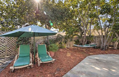 College Park Apartamento | Sun-Soaked Studio with Pool Access in Lake Worth!