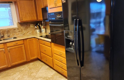 Sun City Casa | SUN, SUN, SUN!! Enjoy spacious home in Sun City Arizona