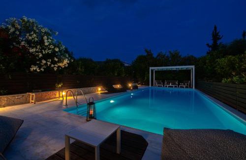 Dorida Casa | SUN VILLA GLYFADA