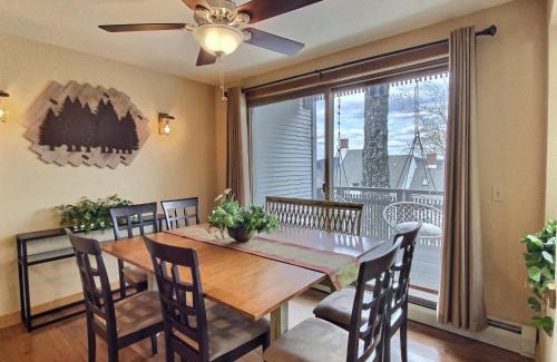Central Vermont- Killington Casa | SunBear AC Pool Game Room Fireplace Hiking