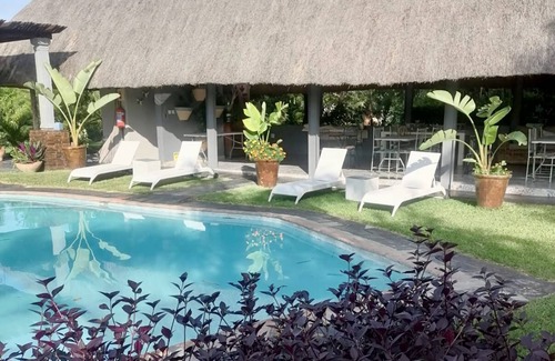 Kasane Villa | The Residence Kazungula- Bird paradise, ¡donde se encuentran cuatro países!