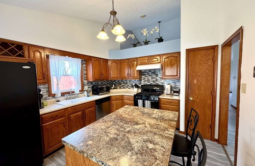 Fishers Casa | Sunblest Suite - A Pet Friendly Home!